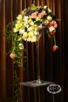 Композиция цветов из тюльпанов и орхидей - Эйфория