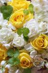 Композиция цветов с розами и жасмином - Утро с Любовью